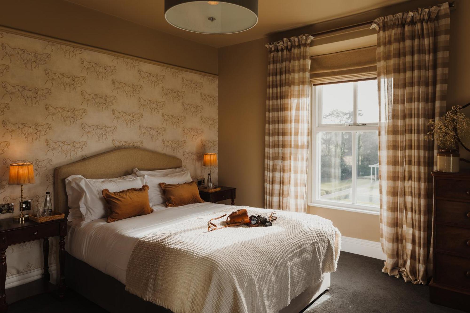 Отель Cartmel Old Grammar Экстерьер фото